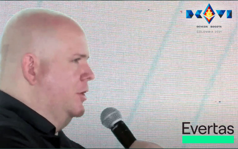 Evertas CSO Ryan Lackey at Devcon VI Bogotá Evertas CSO Ryan Lackey